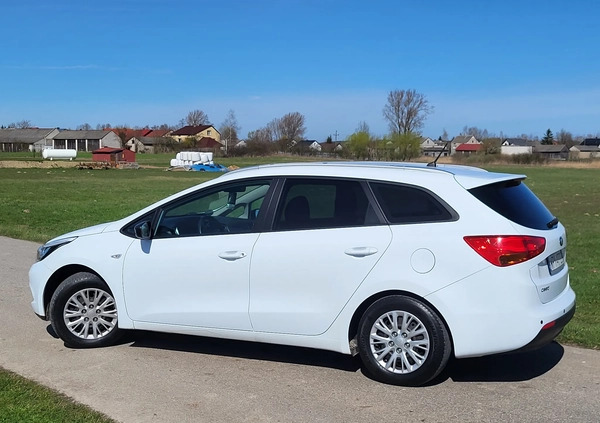 Kia Ceed cena 35777 przebieg: 131000, rok produkcji 2015 z Janów Lubelski małe 407